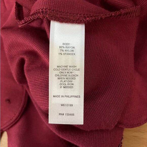 41 Hawthorn Burgundy Red Claudess Scallop Top Size S - Picture 7 of 7